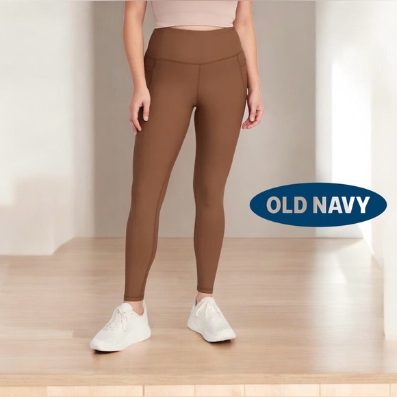 Old Navy, plus Size PowerSoft High Waist Full
Length Pocket Leggings, 3X 🏃‍♀️‍➡️ - Picture 1 of 9